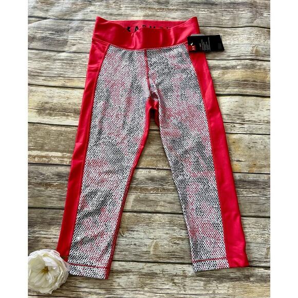 NWT UNDER ARMOUR CROP LEGGING-MEDIUM - Picture 13 of 14
